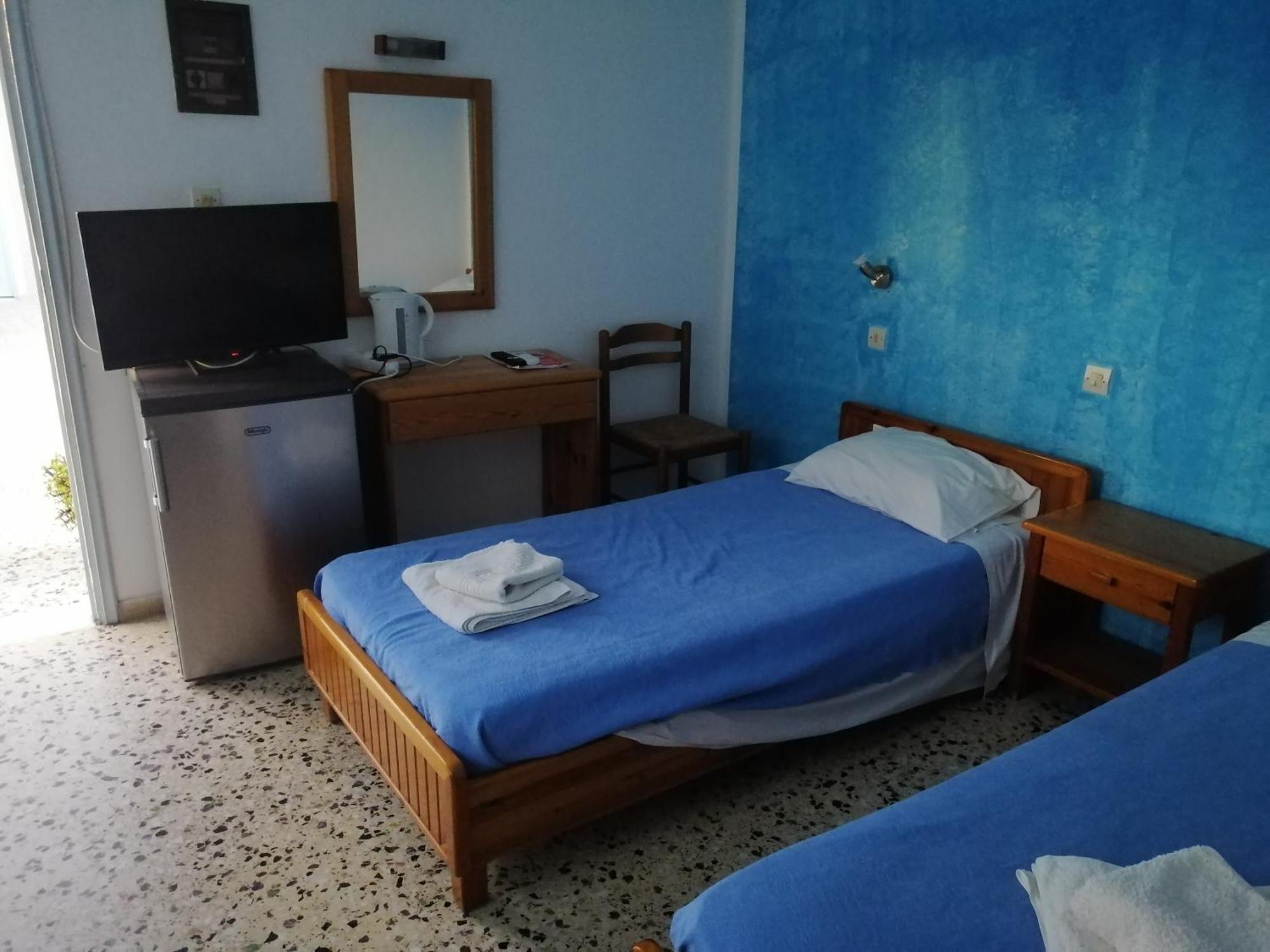 Dilino Hotel คามารี ห้อง รูปภาพ